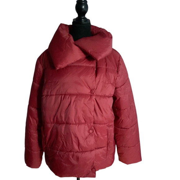 Banana Republic Puffy Jacket - Burgundy - Size  M - Picture 1 of 7